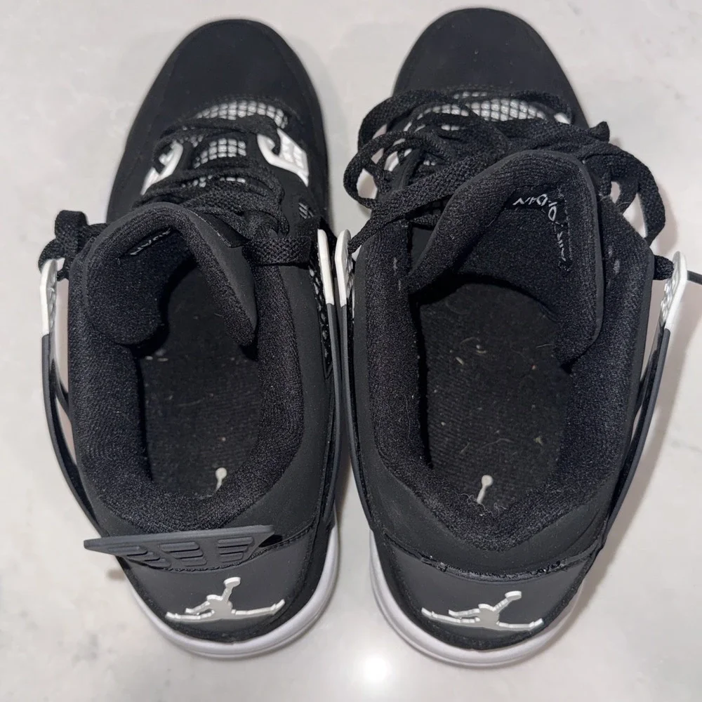 Air Jordan 4 Retro Black/hite Thunder Men's Sneakers Size 11  US FQ8138-001